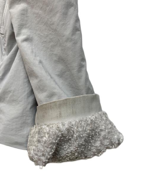 ARC'TERYX（アークテリクス）ARC'TERYX (アークテリクス) 	プロトンライトウエイトフーディ ライトグレー サイズ:SIZE　Mの古着・服飾アイテム
