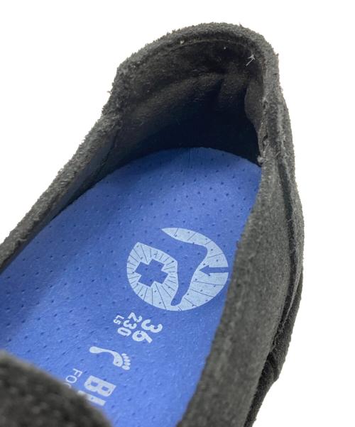 BIRKENSTOCK（ビルケンシュトック）BIRKENSTOCK (ビルケンシュトック) Utti スウェードスリッポン ブラック サイズ:SIZE 23cmの古着・服飾アイテム