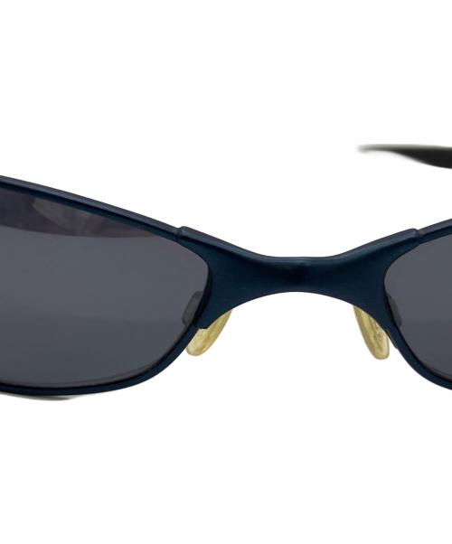 OAKLEY（オークリー）OAKLEY (オークリー) サングラス ブルーの古着・服飾アイテム