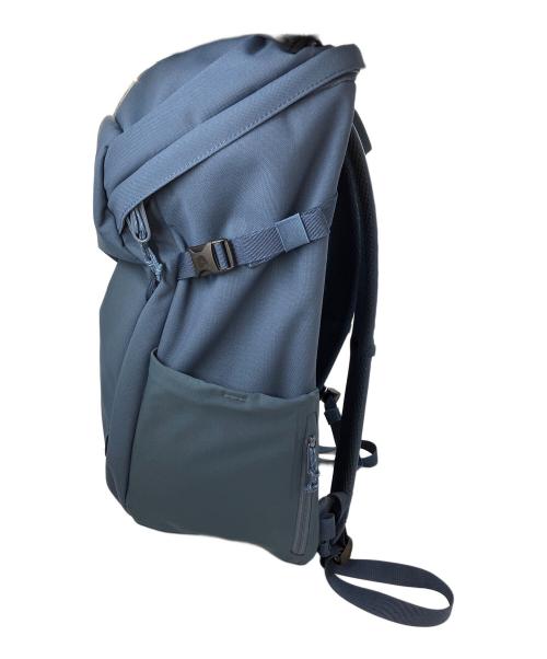 FJALLRAVEN（フェールラーベン）FJALLRAVEN (フェールラーベン) Ulvo 30 ブルーの古着・服飾アイテム
