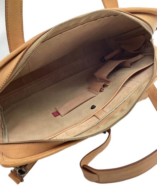 BREE（ブリー）BREE (ブリー) 2WAYショルダーバッグ キャメルの古着・服飾アイテム