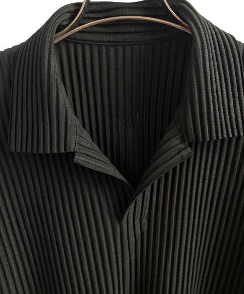 HOMME PLISSE ISSEY MIYAKE（オム プリッセ イッセイ ミヤケ）HOMME PLISSE ISSEY MIYAKE (オム プリッセ イッセイ ミヤケ) スキッパープリーツシャツ ブラック サイズ:2の古着・服飾アイテム