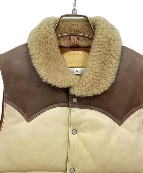 RockyMountainFeatherBed（ロッキーマウンテンフェザーベッド）RockyMountainFeatherBed (ロッキーマウンテンフェザーベッド) オールレザー ダウンベスト ベージュ×ブラウン サイズ:36の古着・服飾アイテム