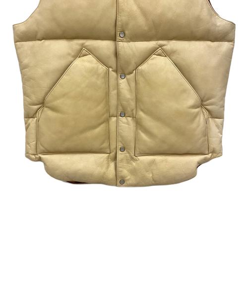 RockyMountainFeatherBed（ロッキーマウンテンフェザーベッド）RockyMountainFeatherBed (ロッキーマウンテンフェザーベッド) オールレザー ダウンベスト ベージュ×ブラウン サイズ:36の古着・服飾アイテム