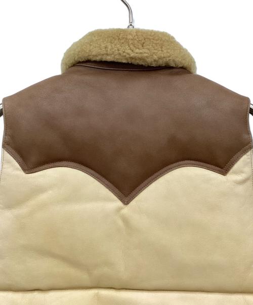RockyMountainFeatherBed（ロッキーマウンテンフェザーベッド）RockyMountainFeatherBed (ロッキーマウンテンフェザーベッド) オールレザー ダウンベスト ベージュ×ブラウン サイズ:36の古着・服飾アイテム