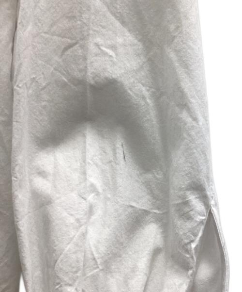 SARTO（サルト）SARTO (サルト) TUCKED SLEEVE EMBROIDERY BLOUSE ホワイト サイズ:Mの古着・服飾アイテム