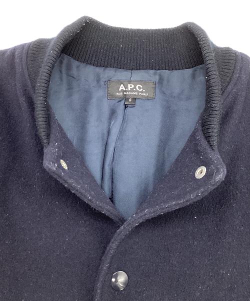 A.P.C.（アーペーセー）A.P.C. (アーペーセー) スタジャン ネイビー サイズ:SIZE Sの古着・服飾アイテム