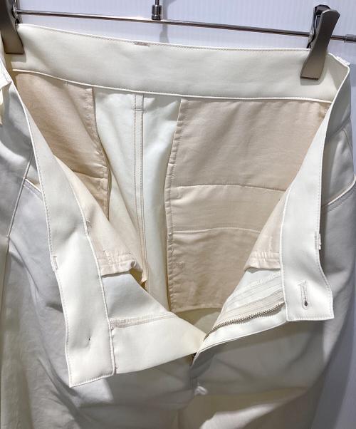 ssstein（シュタイン）ssstein (シュタイン) DOUBLE WEAVE COTTON ONE TUCK WIDE PANTS クリーム サイズ:Mの古着・服飾アイテム