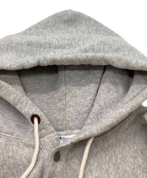 Champion REVERSE WEAVE（チャンピオン リバース ウィーブ）Champion REVERSE WEAVE (チャンピオン リバース ウィーブ) ヘンリーネックパーカー　/　C8-A134　/　青単色タグ復刻 グレー サイズ:Lの古着・服飾アイテム