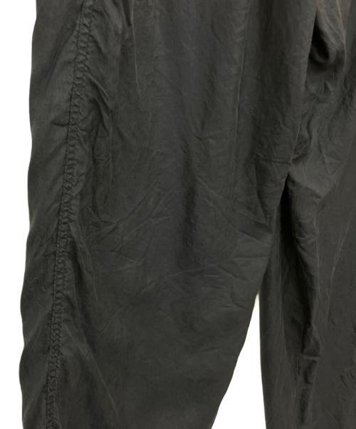 COMOLI（コモリ）COMOLI (コモリ) ドローストリング シルクイージーパンツ ネイビー サイズ:SIZE 3の古着・服飾アイテム