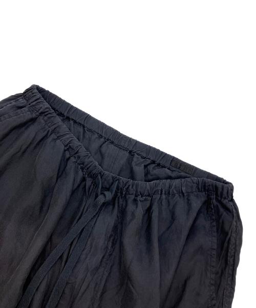 COMOLI（コモリ）COMOLI (コモリ) ドローストリング シルクイージーパンツ ネイビー サイズ:SIZE 3の古着・服飾アイテム