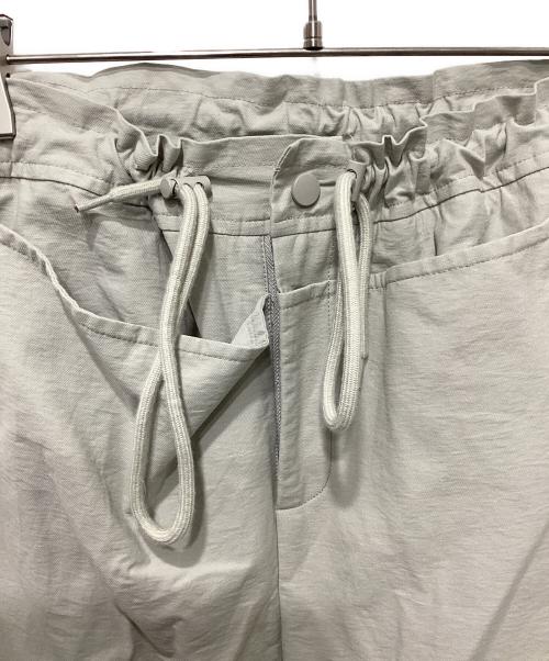 Fano Studios（ファノ ストゥディオズ）Fano Studios (ファノ ストゥディオズ) フロントポケットルーズコットンパンツ グレー サイズ:Ｍの古着・服飾アイテム