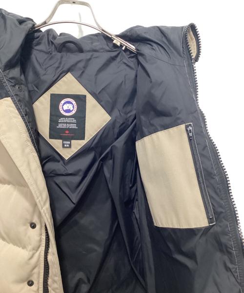 CANADA GOOSE（カナダグース）CANADA GOOSE (カナダグース) ダウンジャケット ベージュ サイズ:Ｍの古着・服飾アイテム