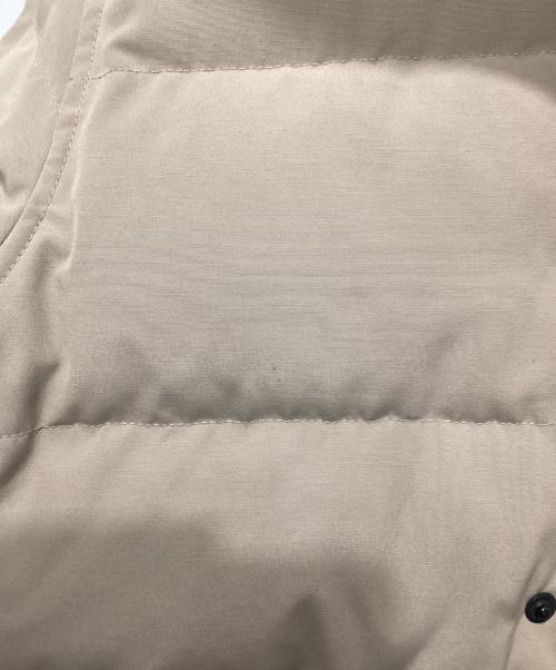 CANADA GOOSE（カナダグース）CANADA GOOSE (カナダグース) ダウンジャケット ベージュ サイズ:Ｍの古着・服飾アイテム