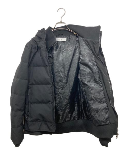 AKM（エーケーエム）AKM (エーケーエム) スタンドネックレイヤードダウンジャケット ブラック サイズ:Mの古着・服飾アイテム