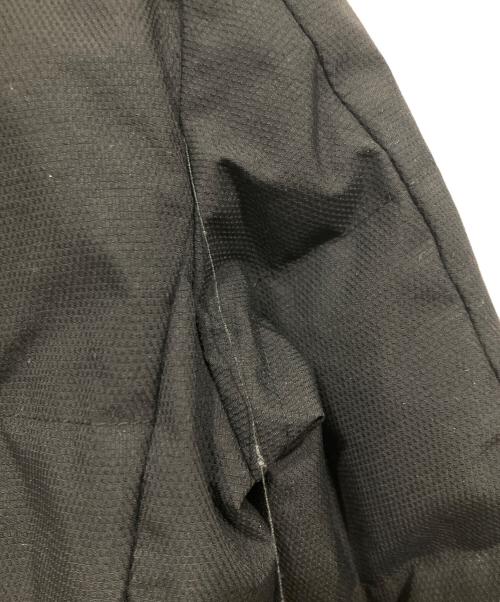 AKM（エーケーエム）AKM (エーケーエム) スタンドネックレイヤードダウンジャケット ブラック サイズ:Mの古着・服飾アイテム