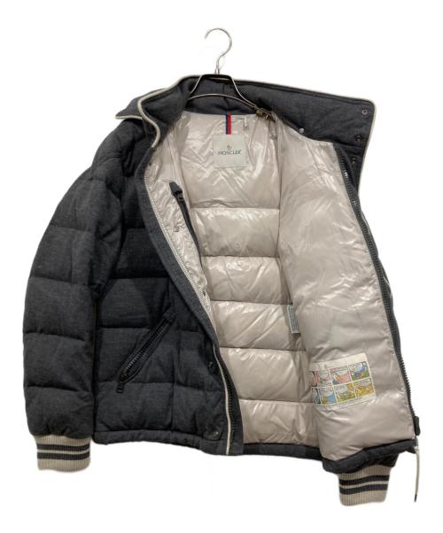MONCLER（モンクレール）MONCLER (モンクレール) BRESLE ダウンジャケット グレー サイズ:3の古着・服飾アイテム