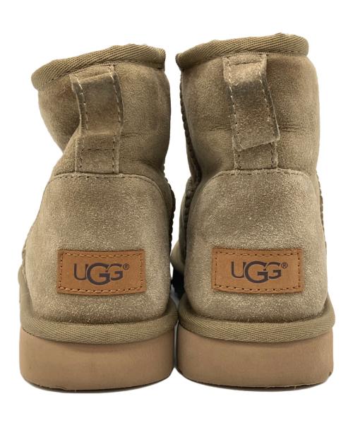 UGG（アグ）UGG (アグ) Classic Mini II ベージュ サイズ:25.0cmの古着・服飾アイテム