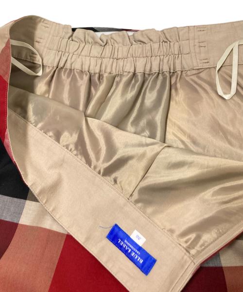 BLUE LABEL CRESTBRIDGE（ブルーレーベルクレストブリッジ）BLUE LABEL CRESTBRIDGE (ブルーレーベルクレストブリッジ) チェックスカート レッド サイズ:38の古着・服飾アイテム