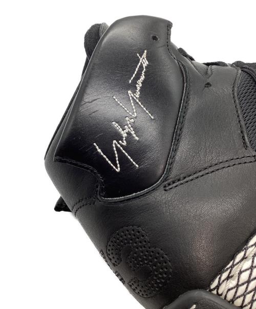 Y-3（ワイスリー）Y-3 (ワイスリー) YOHJI YAMAMOTO (ヨウジヤマモト) スニーカー ブラック サイズ:US10　 1/2の古着・服飾アイテム