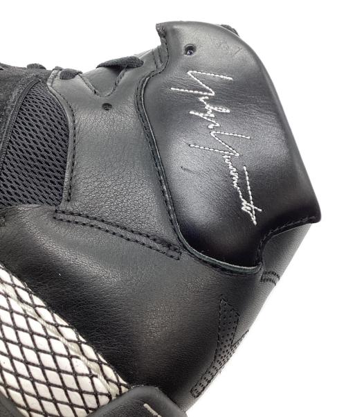Y-3（ワイスリー）Y-3 (ワイスリー) YOHJI YAMAMOTO (ヨウジヤマモト) スニーカー ブラック サイズ:US10　 1/2の古着・服飾アイテム