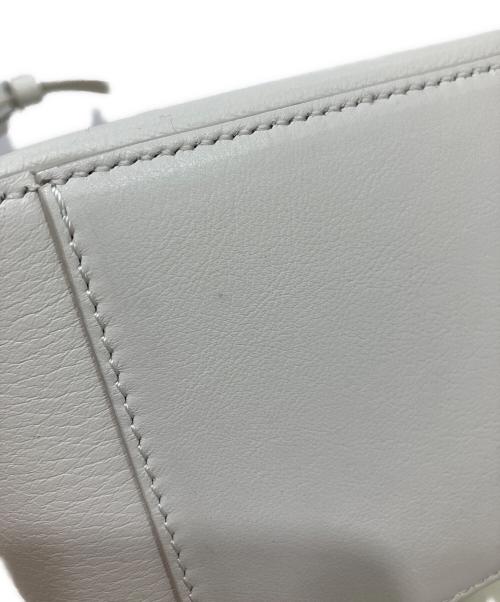 LOEWE（ロエベ）LOEWE (ロエベ) ホーボーバッグ ミニ ホワイトの古着・服飾アイテム