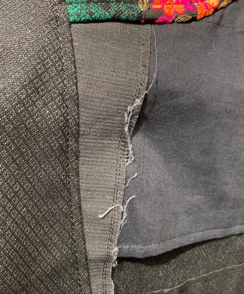 COMME des GARCONS HOMME PLUS（コムデギャルソンオムプリュス）COMME des GARCONS HOMME PLUS (コムデギャルソンオムプリュス) ウールデザインジャケット ブラック サイズ:ＸＳの古着・服飾アイテム