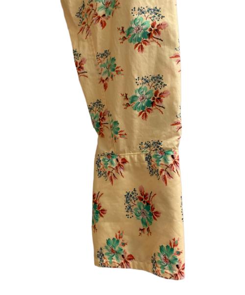 COMME des GARCONS HOMME PLUS（コムデギャルソンオムプリュス）COMME des GARCONS HOMME PLUS (コムデギャルソンオムプリュス) フラワースカルプリント 丸襟 ロングシャツ ベージュ×レッド サイズ:Ｓの古着・服飾アイテム