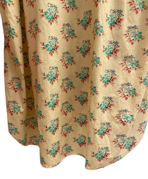 COMME des GARCONS HOMME PLUS（コムデギャルソンオムプリュス）COMME des GARCONS HOMME PLUS (コムデギャルソンオムプリュス) フラワースカルプリント 丸襟 ロングシャツ ベージュ×レッド サイズ:Ｓの古着・服飾アイテム