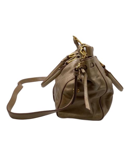 MIU MIU（ミュウミュウ）MIU MIU (ミュウミュウ) 2WAYショルダーバッグ ベージュの古着・服飾アイテム