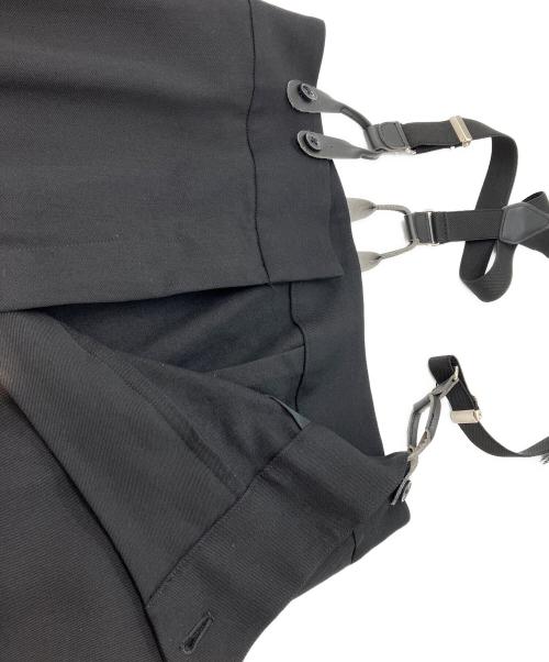 H BEAUTY&YOUTH（エイチ ビューティー&ユース）H BEAUTY&YOUTH (エイチ ビューティー&ユース) トロピカルハイウエストサスペンダーパンツ ブラック サイズ:Sの古着・服飾アイテム