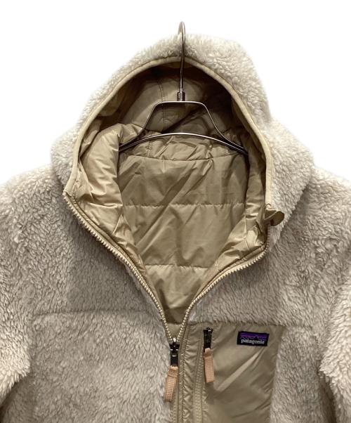 Patagonia（パタゴニア）Patagonia (パタゴニア) キッズ・リバーシブル・レディ・フレディ・フーディ ベージュ サイズ:SIZE XXLの古着・服飾アイテム