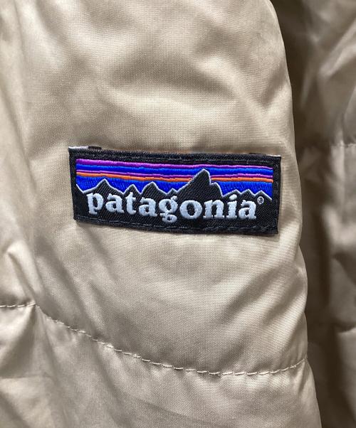 Patagonia（パタゴニア）Patagonia (パタゴニア) キッズ・リバーシブル・レディ・フレディ・フーディ ベージュ サイズ:SIZE XXLの古着・服飾アイテム