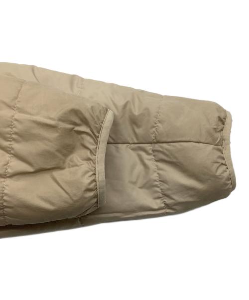 Patagonia（パタゴニア）Patagonia (パタゴニア) キッズ・リバーシブル・レディ・フレディ・フーディ ベージュ サイズ:SIZE XXLの古着・服飾アイテム