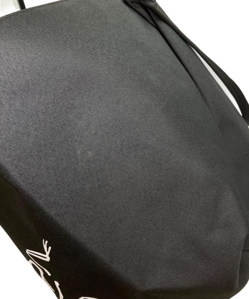 ARC'TERYX（アークテリクス）ARC'TERYX (アークテリクス) Carrier 45 Gear Tote ブラックの古着・服飾アイテム