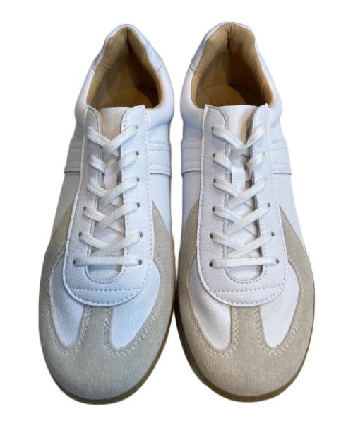 GERMAN TRAINER（ジャーマントレーナー）GERMAN TRAINER (ジャーマントレーナー) ローカットスニーカー ホワイト サイズ:39の古着・服飾アイテム