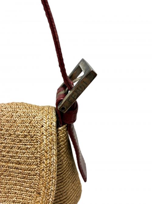 FENDI（フェンディ）FENDI (フェンディ) マンマバケットワンショルダーバッグ レッド×ベージュの古着・服飾アイテム