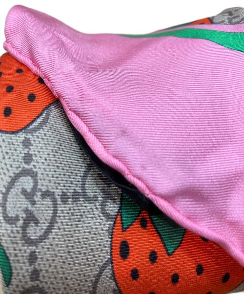 GUCCI（グッチ）GUCCI (グッチ) スカーフの古着・服飾アイテム