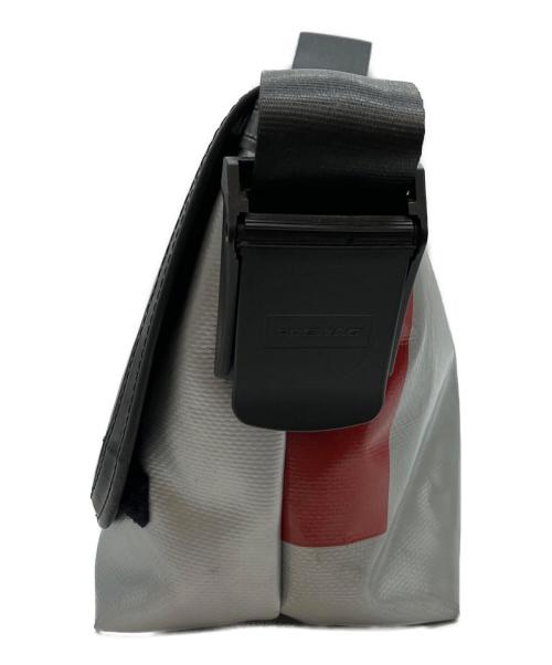 FREITAG（フライターグ）FREITAG (フライターグ) メッセンジャーバッグ シルバー×レッドの古着・服飾アイテム