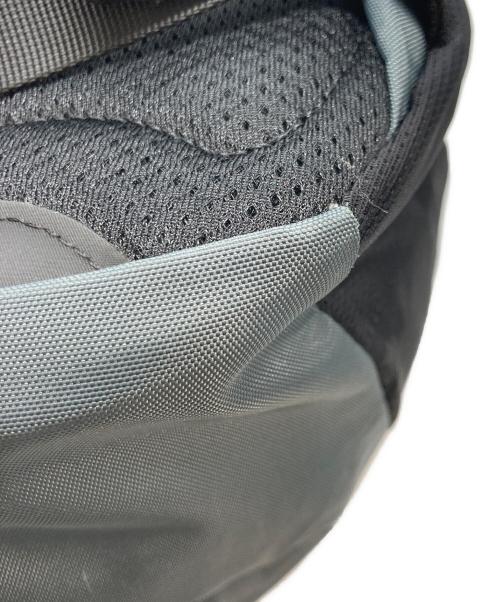 ARC'TERYX（アークテリクス）ARC'TERYX (アークテリクス) バックパック グレーの古着・服飾アイテム