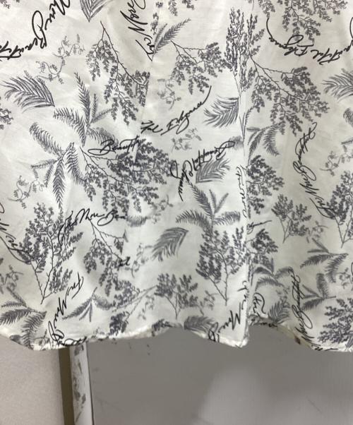 ANAYI（アナイ）ANAYI (アナイ) リーフカリグラフィープリントマチフレアスカート / 10251711550 / ロングスカート ホワイト サイズ:36の古着・服飾アイテム