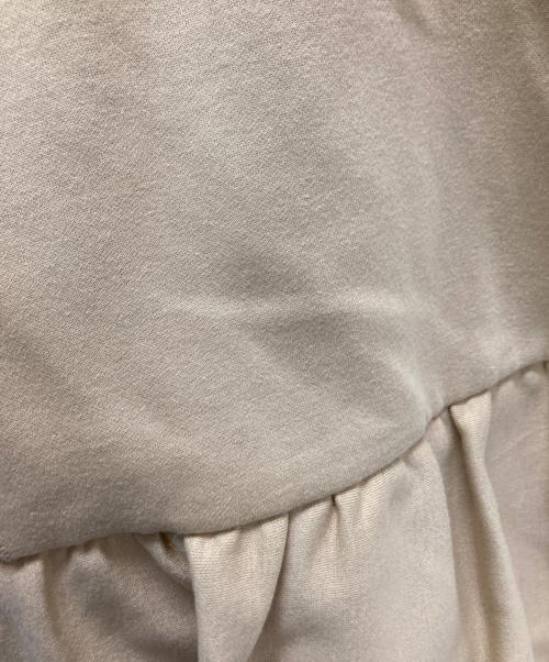 YORI（ヨリ）YORI (ヨリ) バックダブルフレアジップパーカー ベージュ サイズ:FREEの古着・服飾アイテム