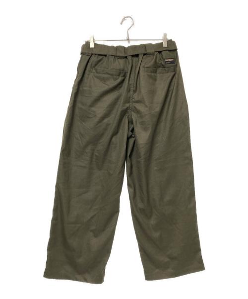 TIGHTBOOTH PRODUCTION（タイトブースプロダクション）TIGHTBOOTH PRODUCTION (タイトブースプロダクション) BAGGY SLACKS カーキ サイズ:M 未使用品の古着・服飾アイテム