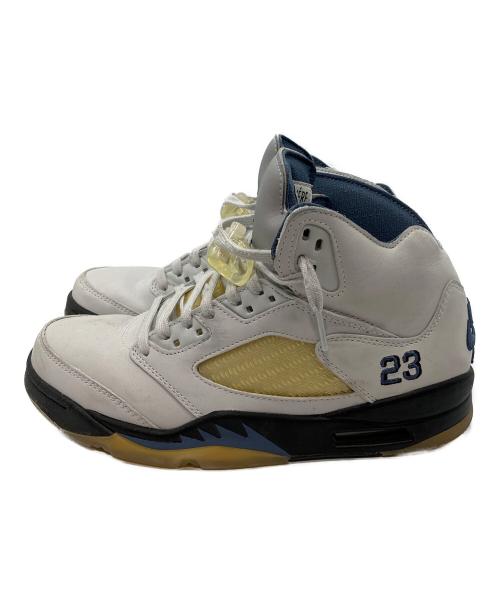 NIKE（ナイキ）NIKE (ナイキ) A Ma Maniere (ア・マ・マニエール) Women's Air Jordan 5 Retro SP ホワイト サイズ:26.5の古着・服飾アイテム