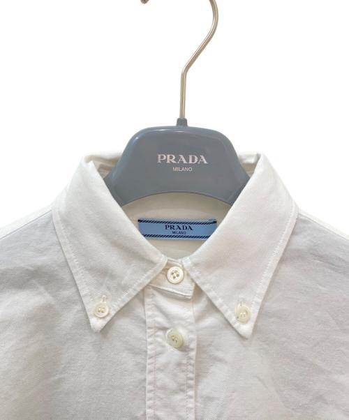 PRADA（プラダ）PRADA (プラダ) オックスフォードコットン ロゴ刺繍シャツ ホワイト サイズ:36の古着・服飾アイテム