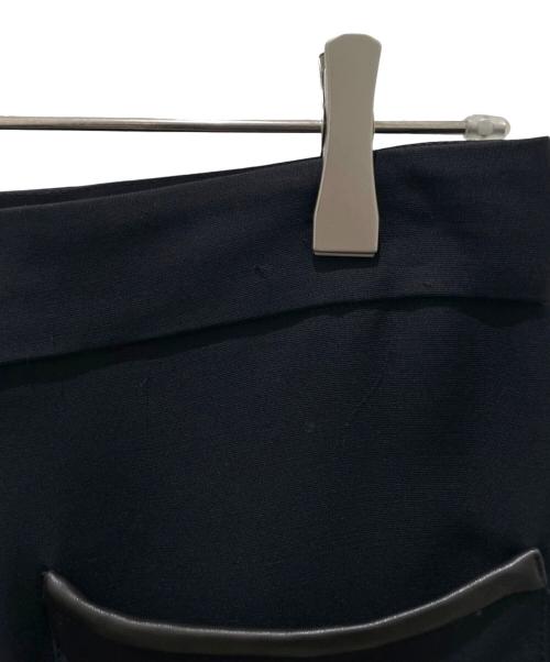 GUCCI（グッチ）GUCCI (グッチ) ズゥミ インターロッキングG ストレートパンツ ブラック サイズ:44の古着・服飾アイテム