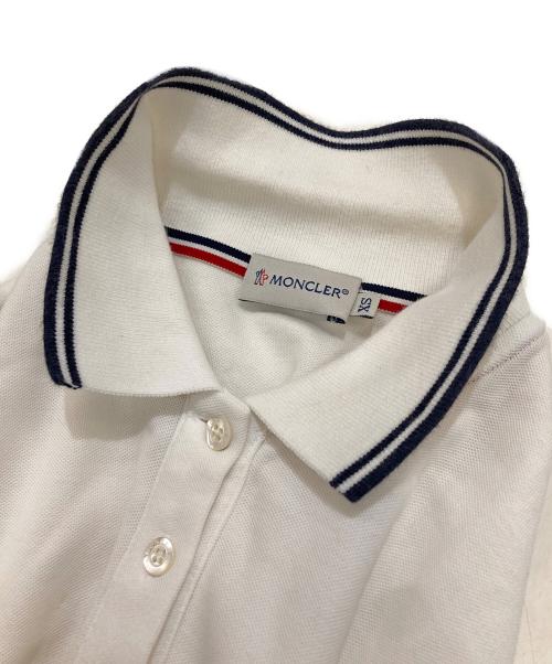 MONCLER（モンクレール）MONCLER (モンクレール) ポロシャツ ホワイト サイズ:XSの古着・服飾アイテム