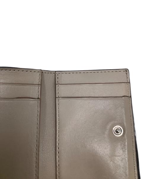 LOEWE（ロエベ）LOEWE (ロエベ) アナグラムトライフォールドウォレット　LOEWE（ロエベ）　C821TR2X02　412234 ベージュの古着・服飾アイテム