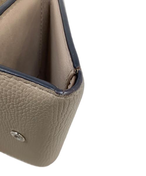 LOEWE（ロエベ）LOEWE (ロエベ) アナグラムトライフォールドウォレット　LOEWE（ロエベ）　C821TR2X02　412234 ベージュの古着・服飾アイテム