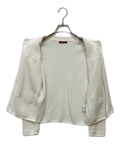 AMACA（アマカ）AMACA (アマカ) ブークレージャカードニットジャケット ホワイト サイズ:38の古着・服飾アイテム